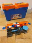Hot Wheels TrackBuilder System wyrzutnia Skrzynia Klocki 
Zestaw DMH51