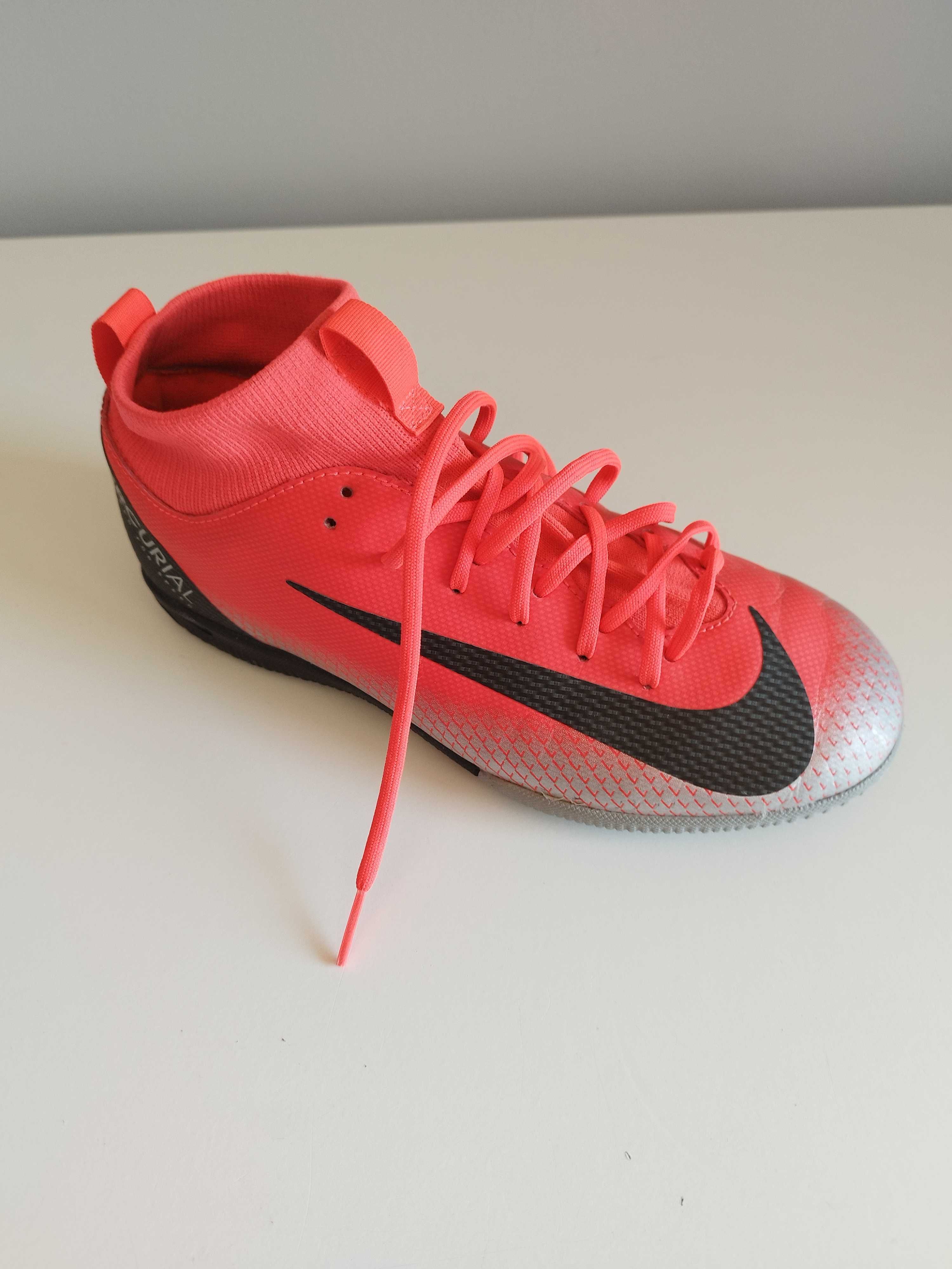 Buty halówki Nike Mercurial Chapter 7, rozmiar 37,5