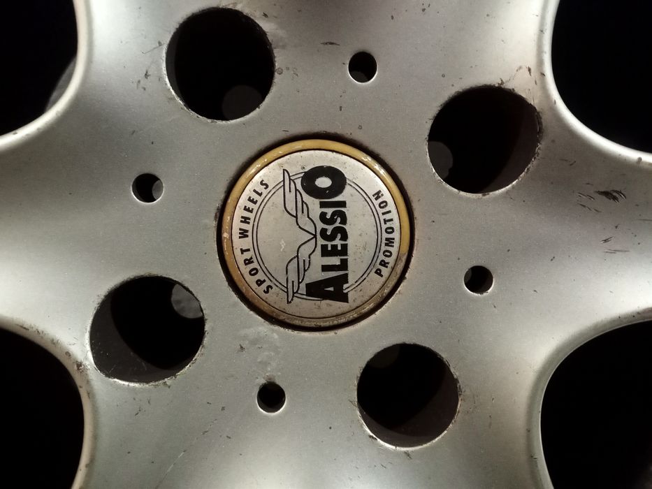 Felgi aluminiowe 15 z oponami