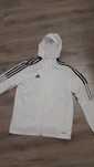 Продам вітровку Adidas tiro 21