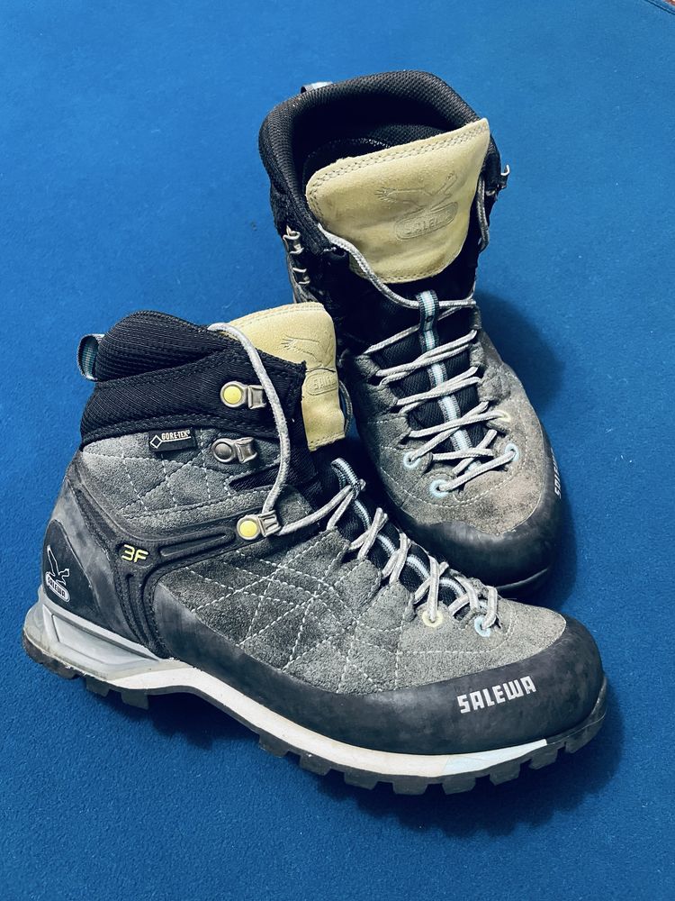 Salewa ботинки трекинговые брендовые оригинальные идеальные