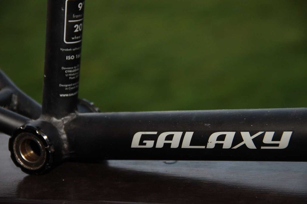 Rama  BMX GALAXY SPOT 9'' 20''  z suportem
