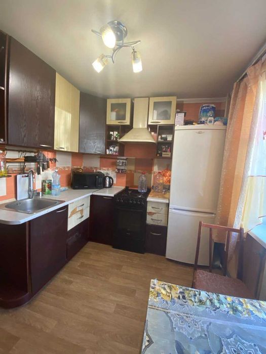 Продаж 1 к. кв. з сучасним ремонтом в районі Одеській