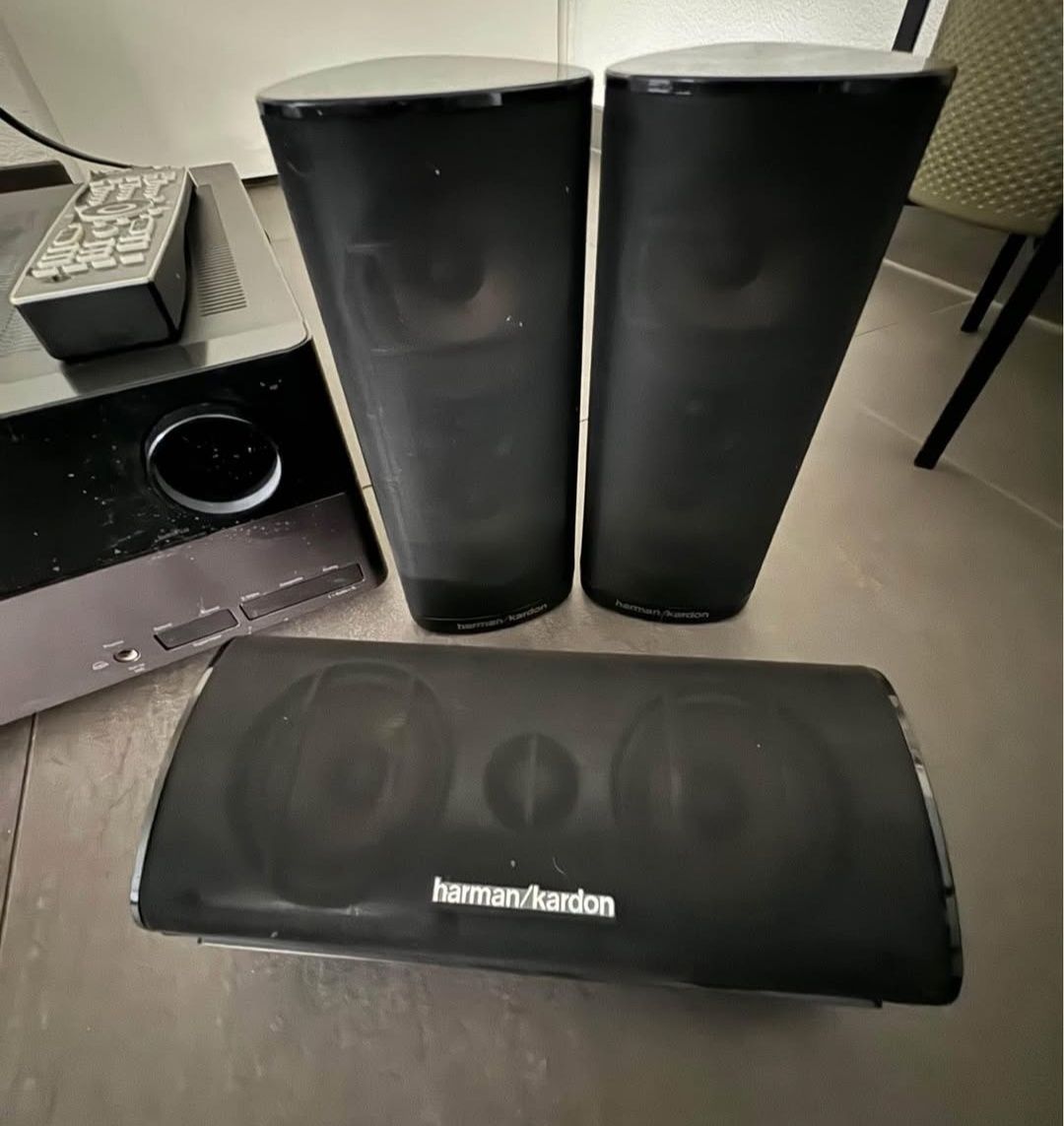 Harman Kardon 5.1 AVR-255 plus subwoofer sub11