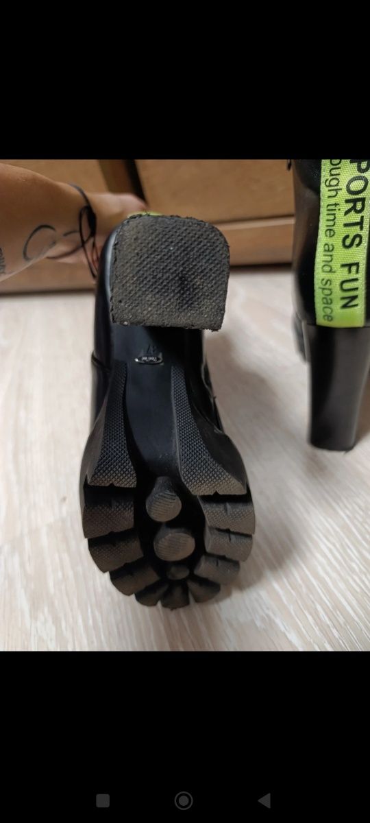 buty ocieplane na obcasie