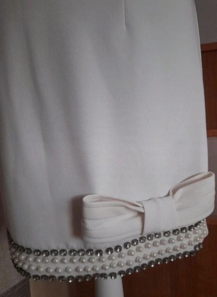 Elegancka biala sukienka z kokardą  38 M koktajlowa komunia chrzciny