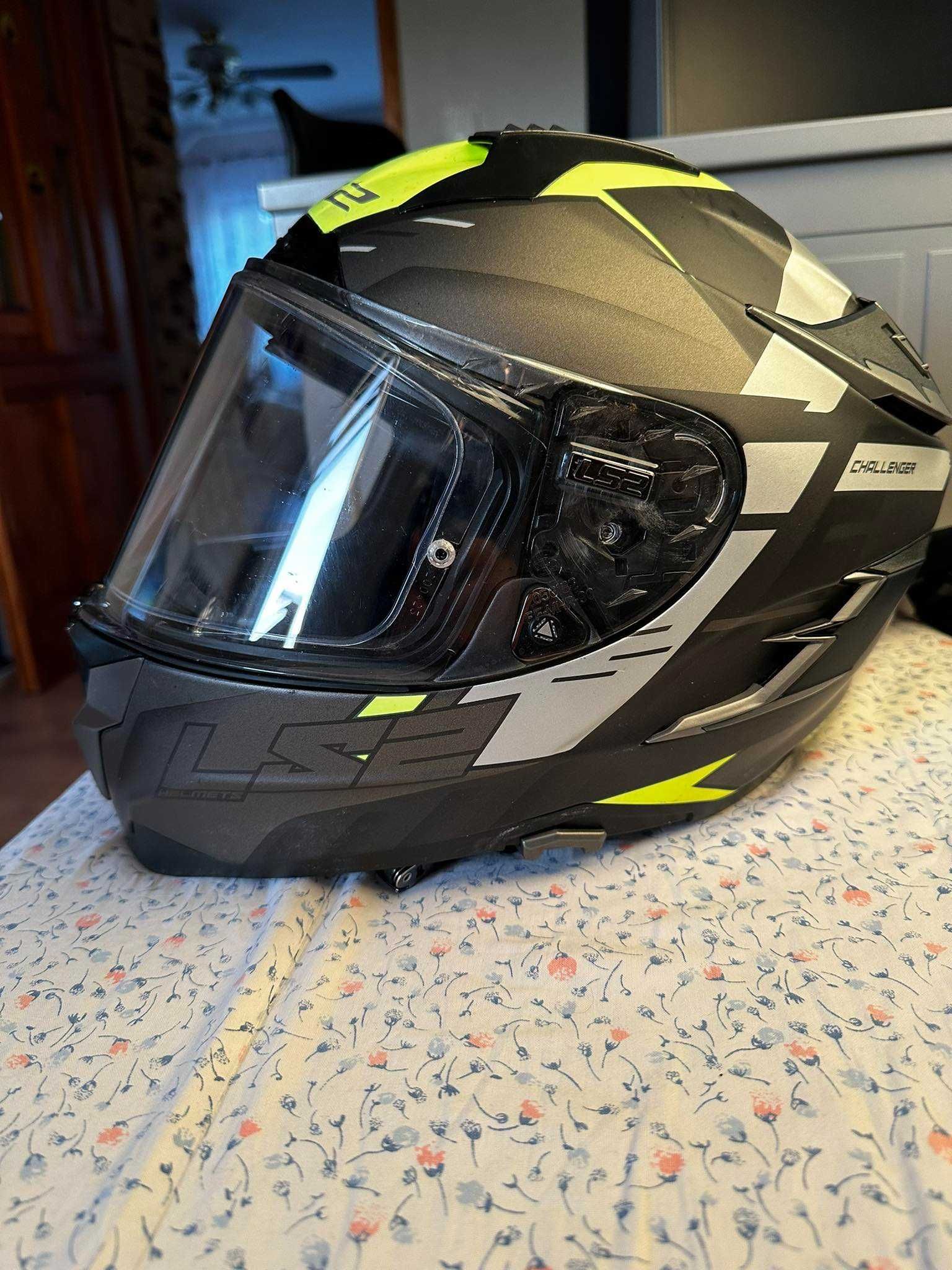 Kask Integralny LS2 FF327 Challenger