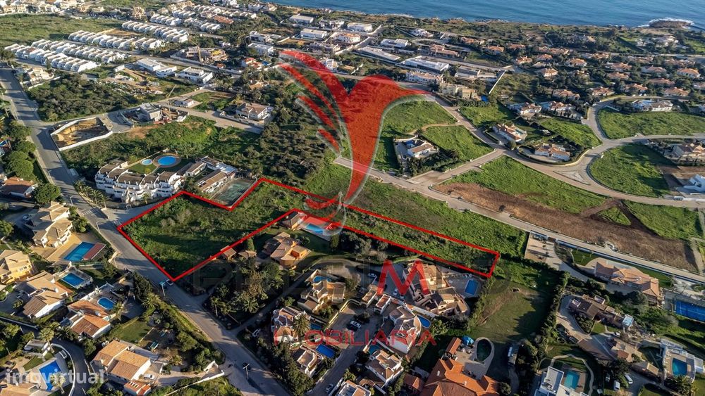 Terreno urbanizável com vista mar junto à Praia da Luz, Lagos