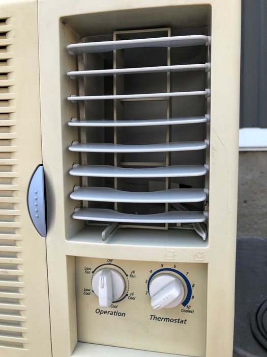 Кондиционер оконный Samsung AW07FOSEA б/у до 20 м2 не требует монтажа