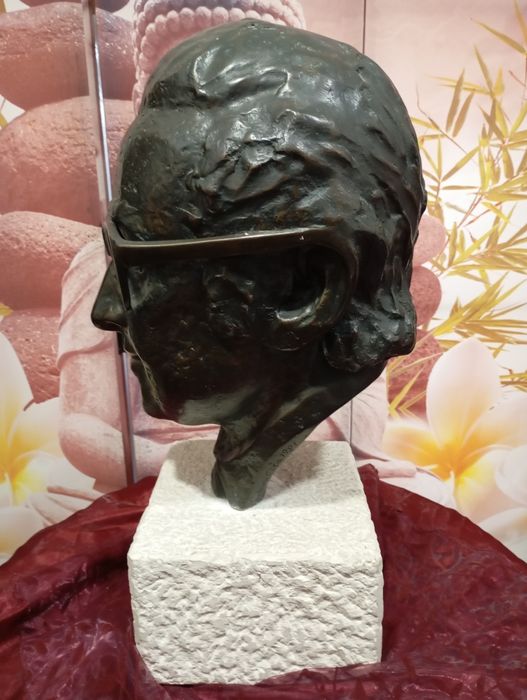 Escultura Bronze Eng Adelino Amaro Costa (NOVO PREÇO)