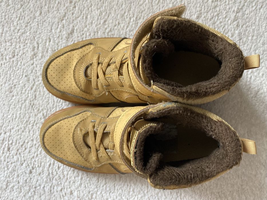 Nike wysokie sneakersy  rozm.34