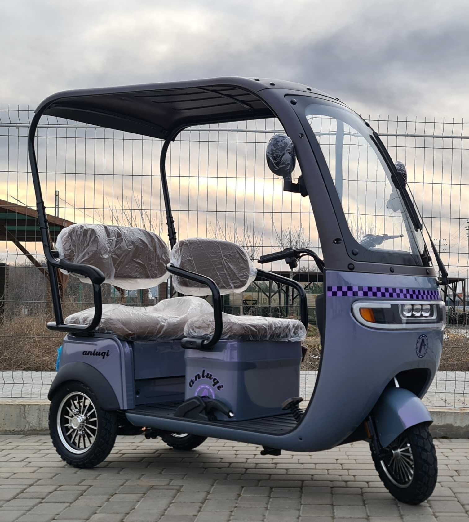 Скутер трехколесный электрический, трехместный 1000W