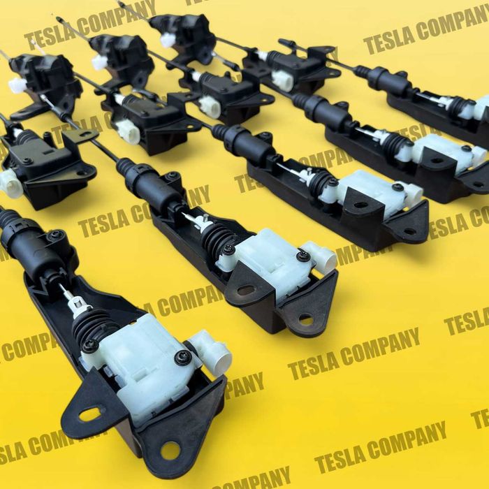 Актуатор привода моторчика замка капота Tesla Model S / 3 / X / Y