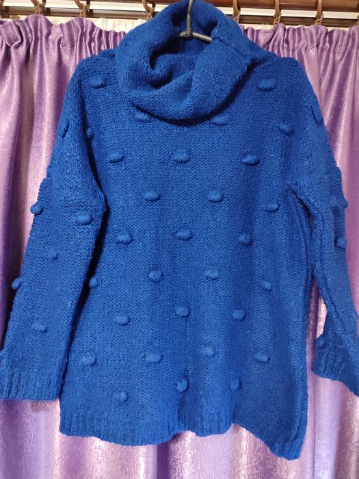 Свитер б/у теплый