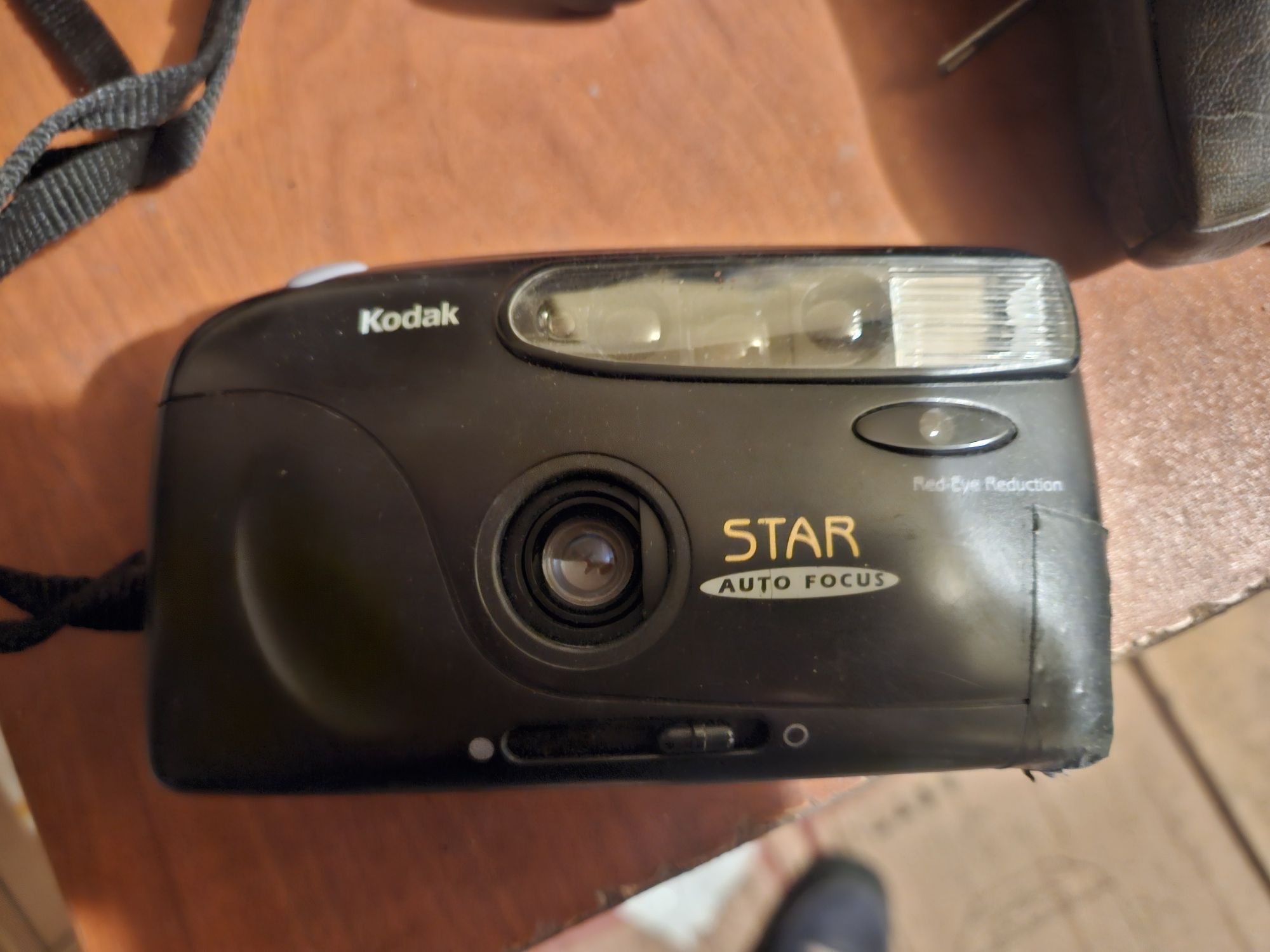 Aparat analogowy Kodak Star z filmem stan bdb kolekcjonerski