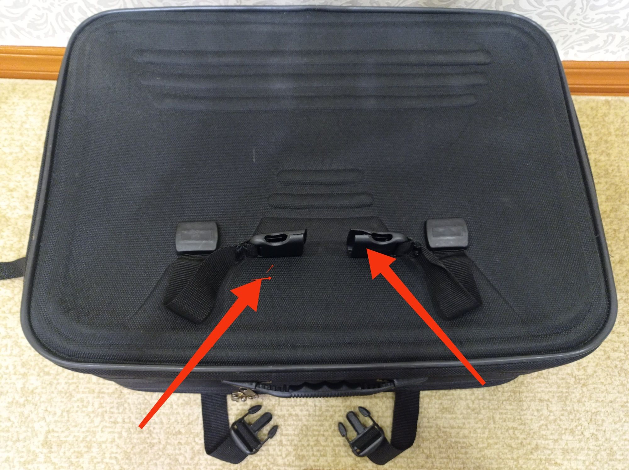 Продам чемодан фирма SAMSONITE