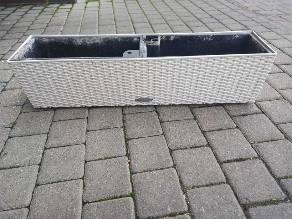 Donica Lechuza z systemem nawadniania POZNAŃ