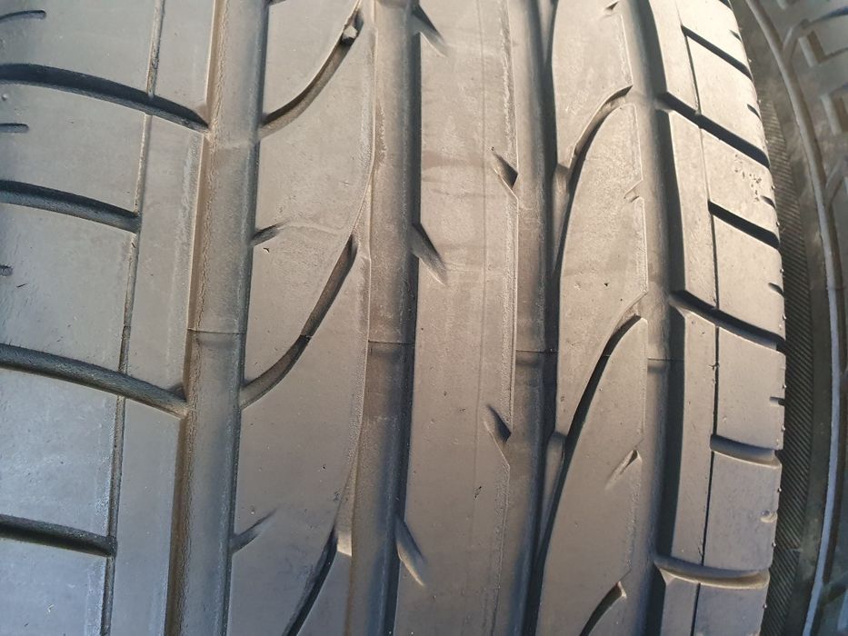 Bridgestone 235/55/17 rok 2018 Stan dobry Cena za 2szt letnie