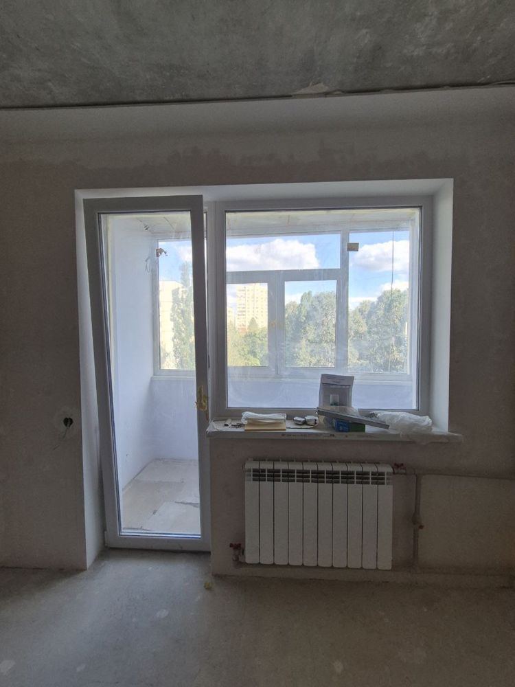 3 кімната квартира, без меблів, Барабашова 40,