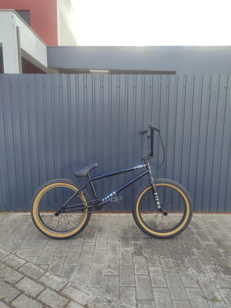 Bmx marca Fiend em excelente estado