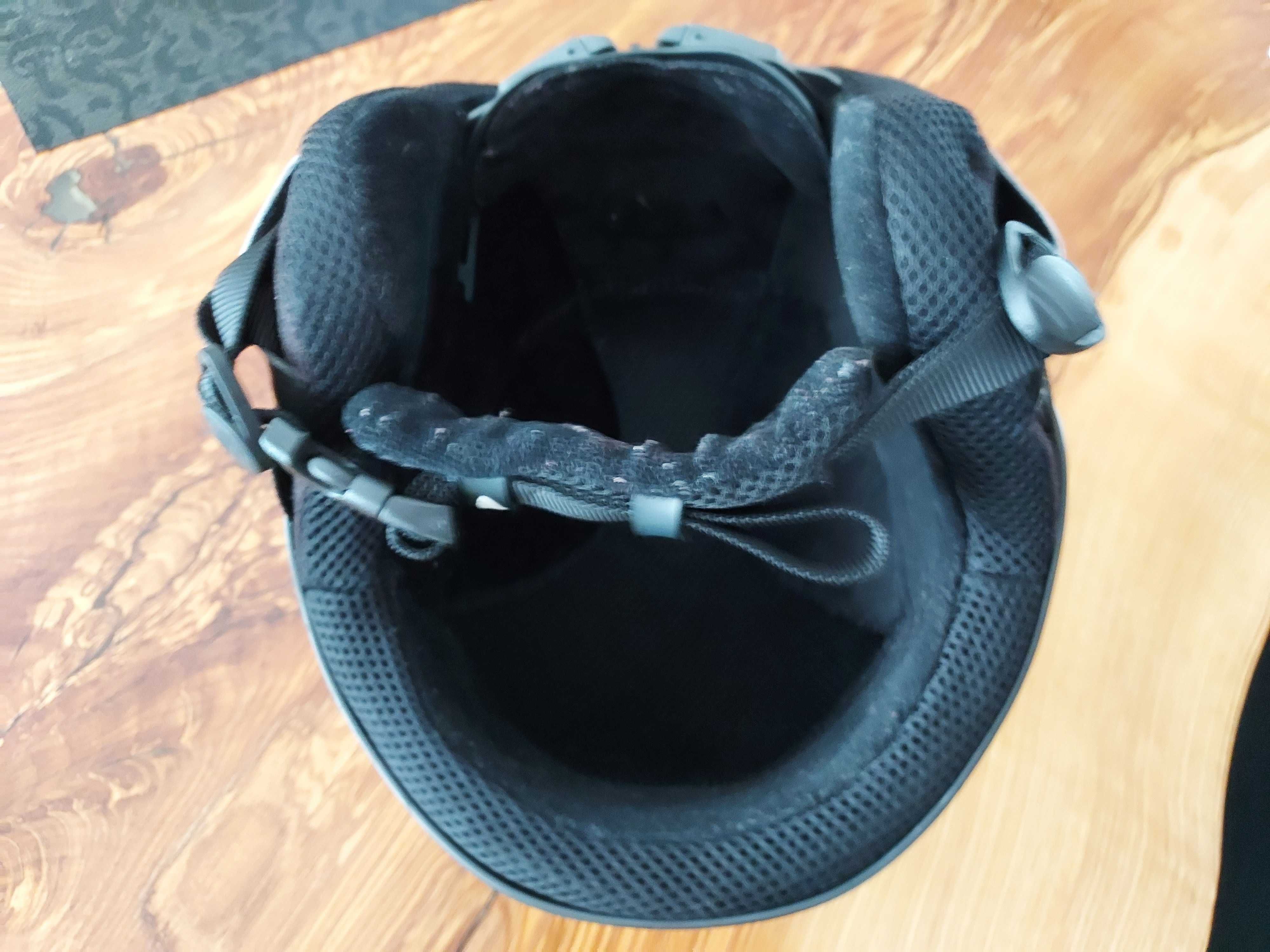 Kask CARRERA s/m