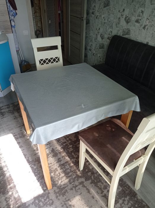 Розкладний стіл кухонний