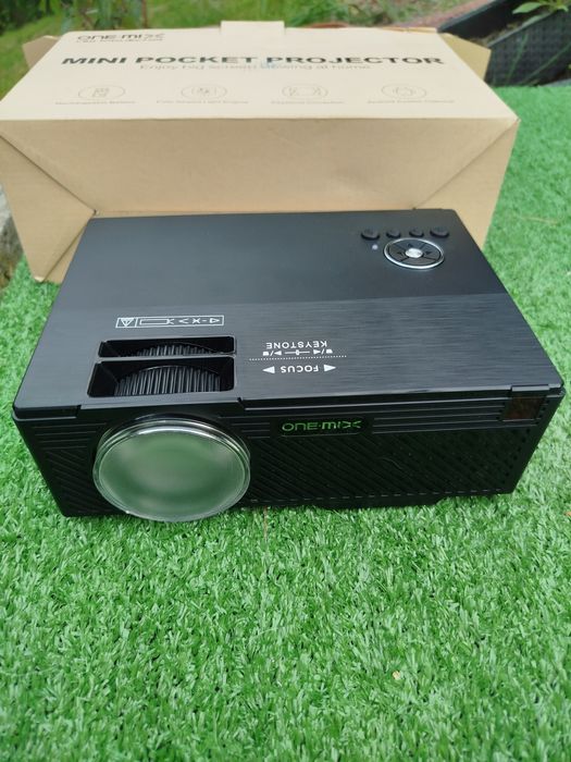 Okazja Projektor LED ONE MIX nowy