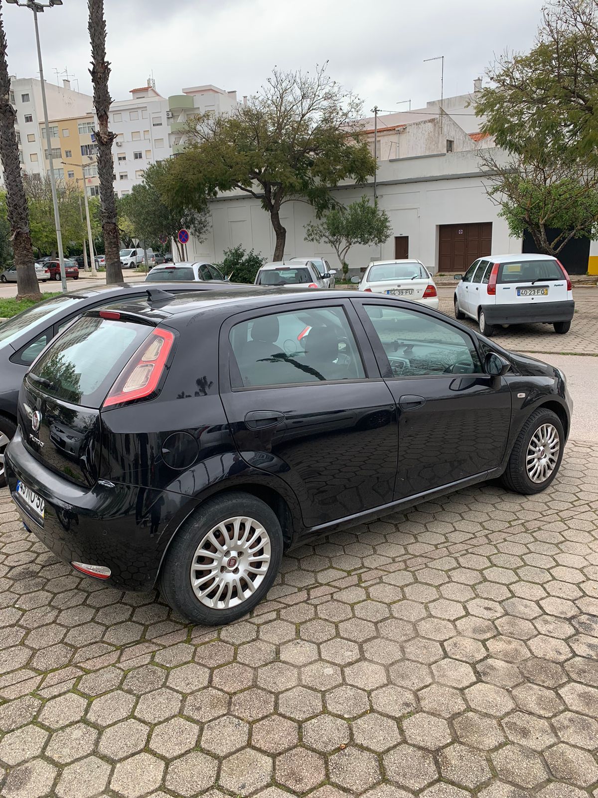 Vendo Punto 2013 mult get moto 1.300