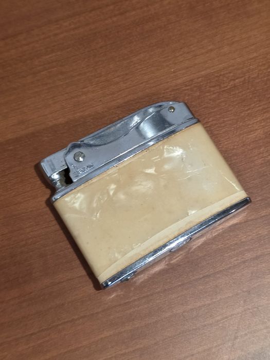 Conjunto de Isqueiros Antigos