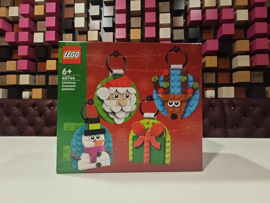 Конструктор LEGO 40744 Набор рождественских украшений (153 Детали)