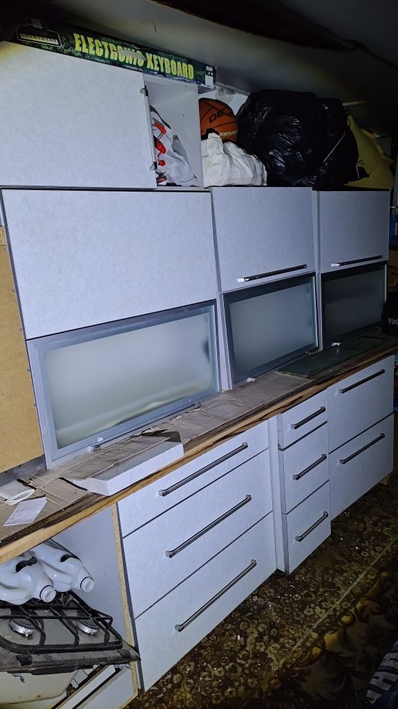 Продам кухня, добрий стан.