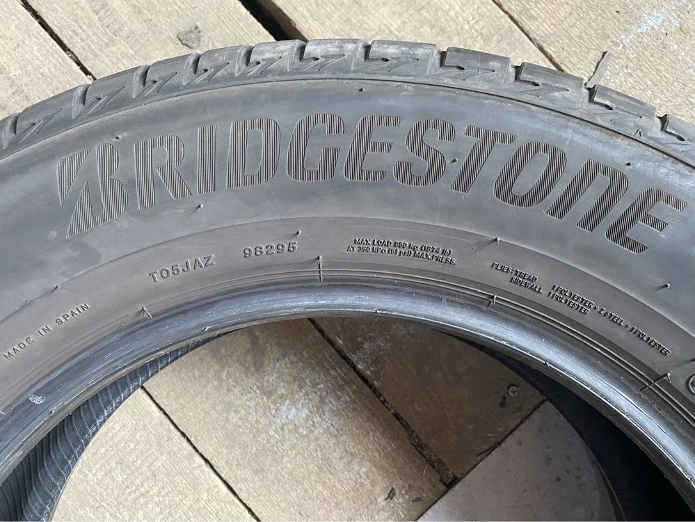 Літня резина шини (пара) 225/65/17 Bridgestone