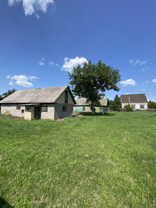 Продаж земельних ділянок
