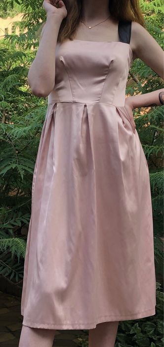 Шовкова сукня Love Republic