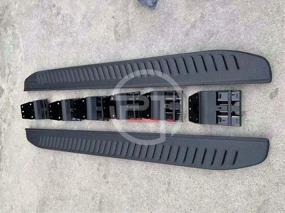 Подножки TRX пороги ступеньки Dodge RAM 2019+ 82215508AD