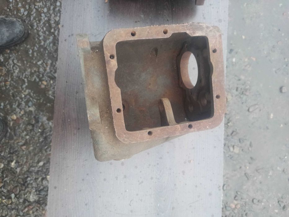 Obudowy skrzyni biegów 3biegi ŻUK, NYSA, TARPAN, Warszawa