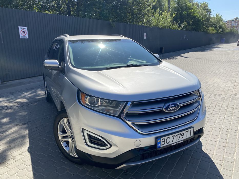 Ford edge TITANIUM