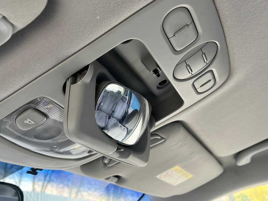 Продам  Kia Carnival 2006. Можна в розстрочку, під викуп.