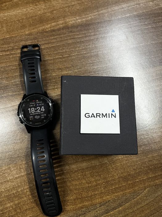 Продам годинник Garmin fenixs 5 plus