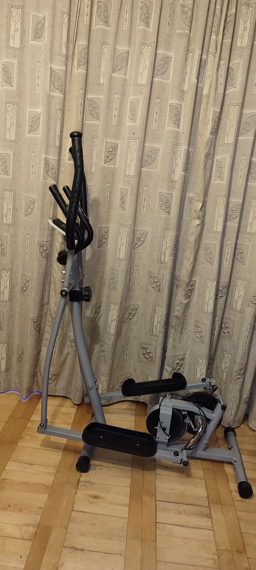 Orbitrek / Stepper do ćwiczeń w domu