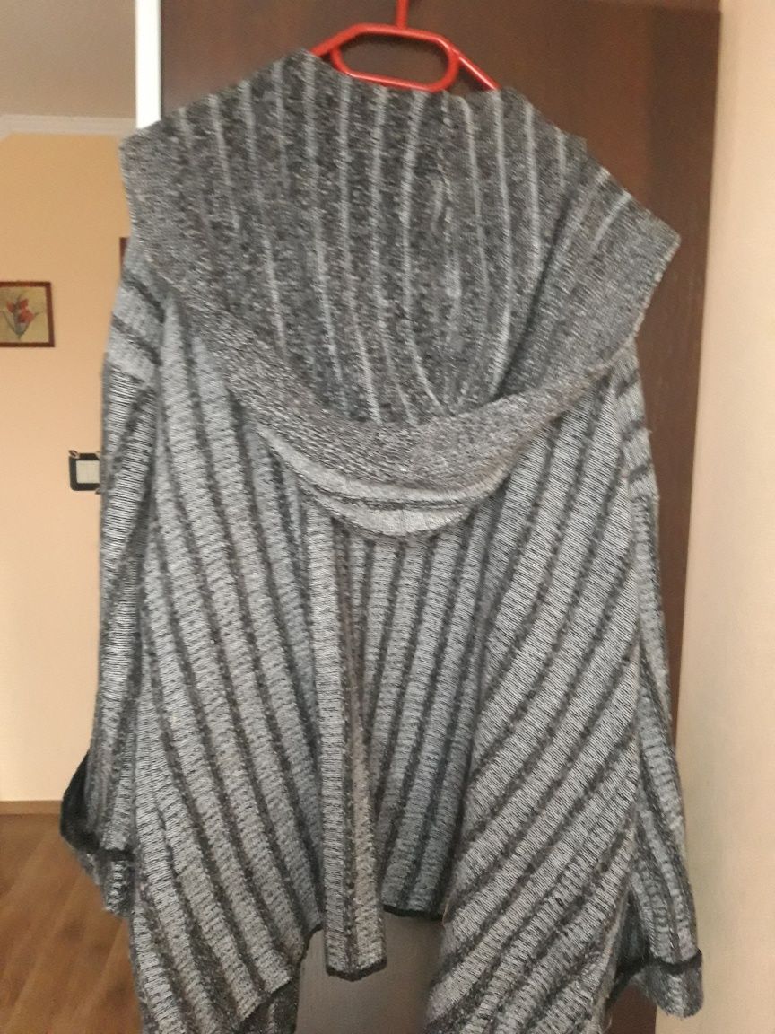 Dłuższa narzutka sweter kardigan plus size roz. 48/50/52  5XL  Zara