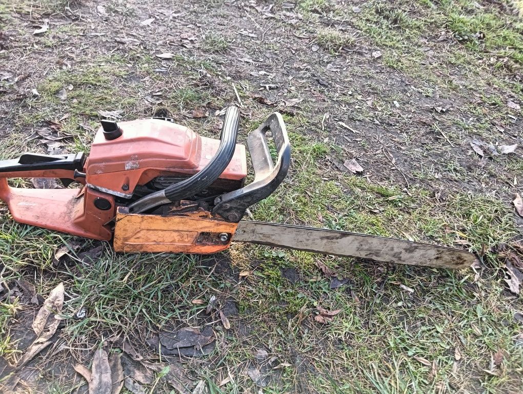 Piła pilarka spalinowa comparator
