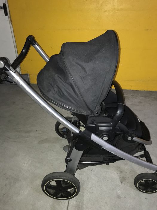 Conjunto Carrinho Bébé Confort + Isofix
