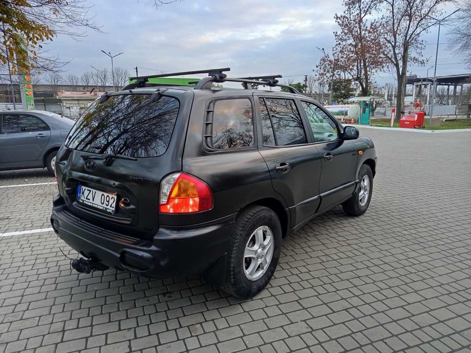 Продам  Hyundai Santa Fe в хорошем состоянии