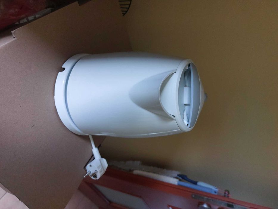 Czajnik Philips Circle Plus HD4646 / BIAŁY