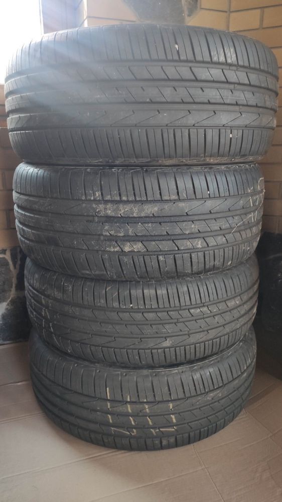 Шини Резина Hankook 235 60  R18