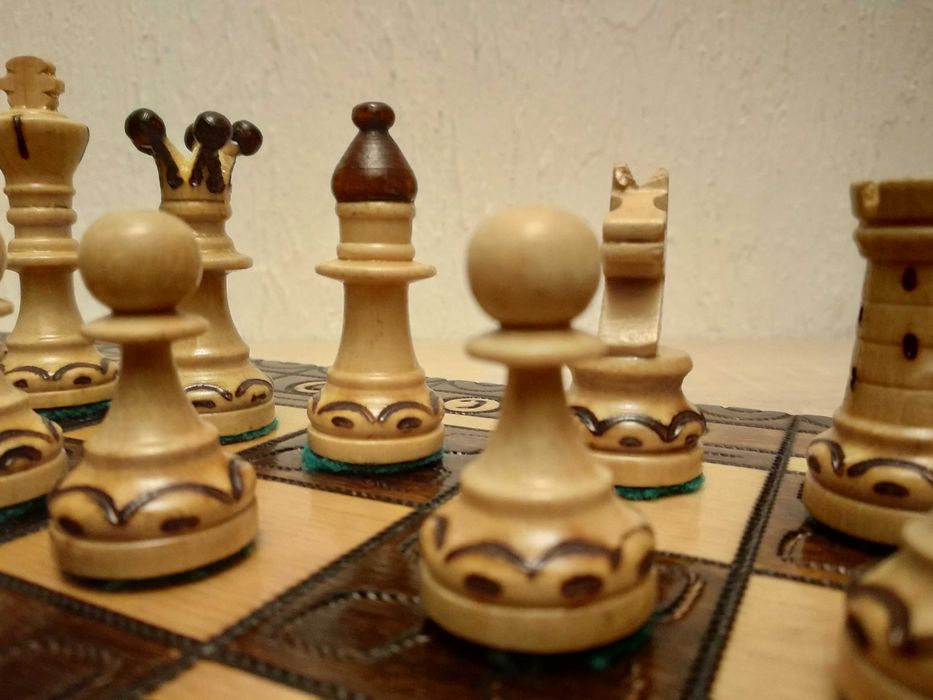 Unikatowe wypalane luksusowe szachy nowy komplet AMBASADOR