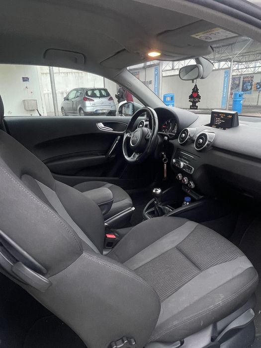 AUDI A1 SPORT  1.6TDI 105CV
2015