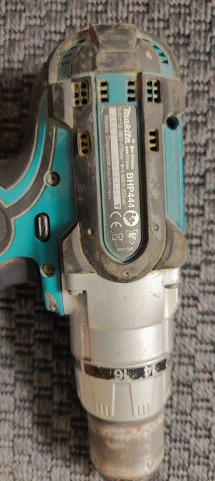 Шуруповерт Makita