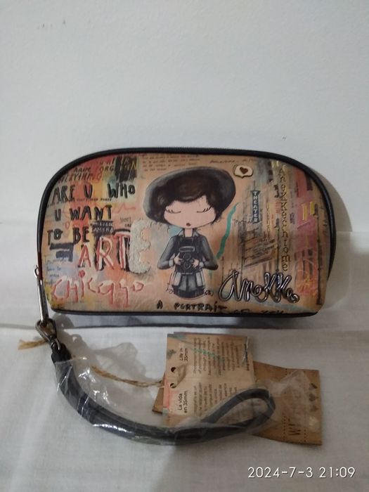 Carteira marca anekke